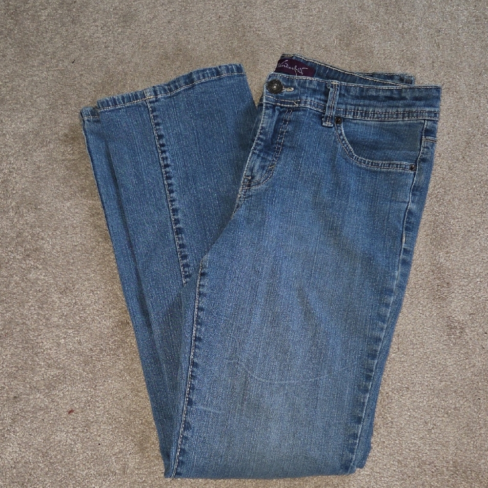 G.V. Jeans